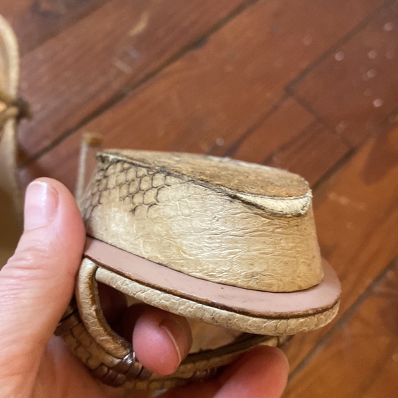 Ellie Tahari Python print nude and tan platform strappy sandal heels - Picture 10 of 10